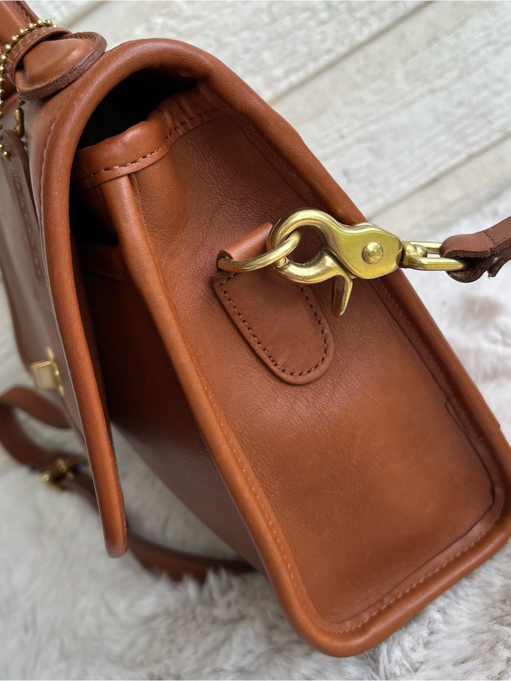 COACH Vintage British Tan Court Flap Crossbody Top Handle Willis Companion Bag - Picture 4 of 14